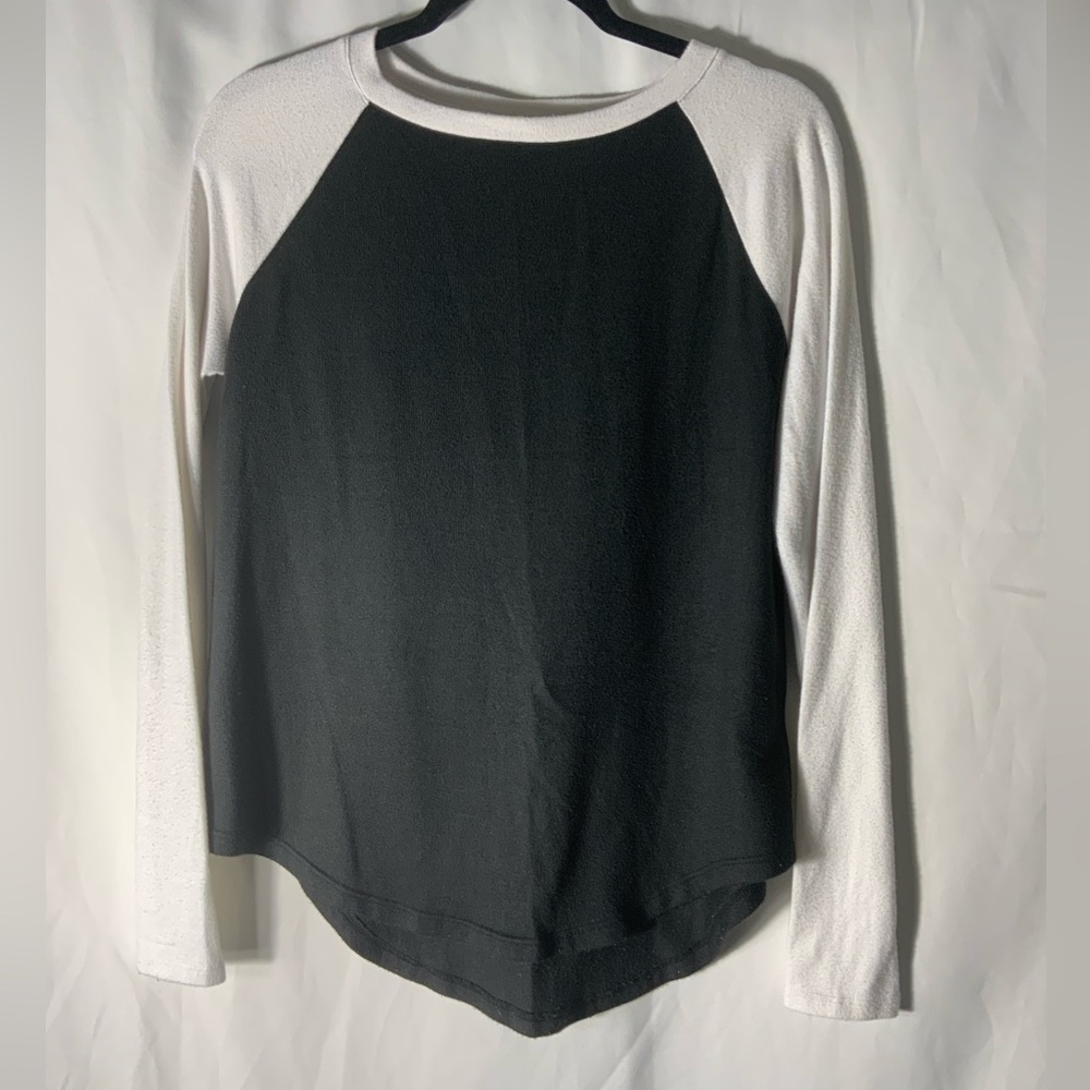 SO Black and White Long Sleeve Tee
